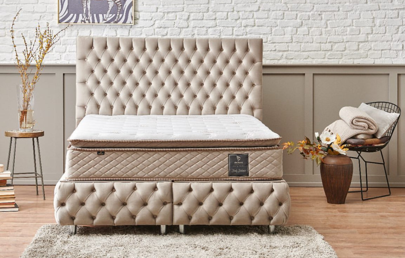 Boxspring De Novo 2persoons Bed Model Hermes beige.