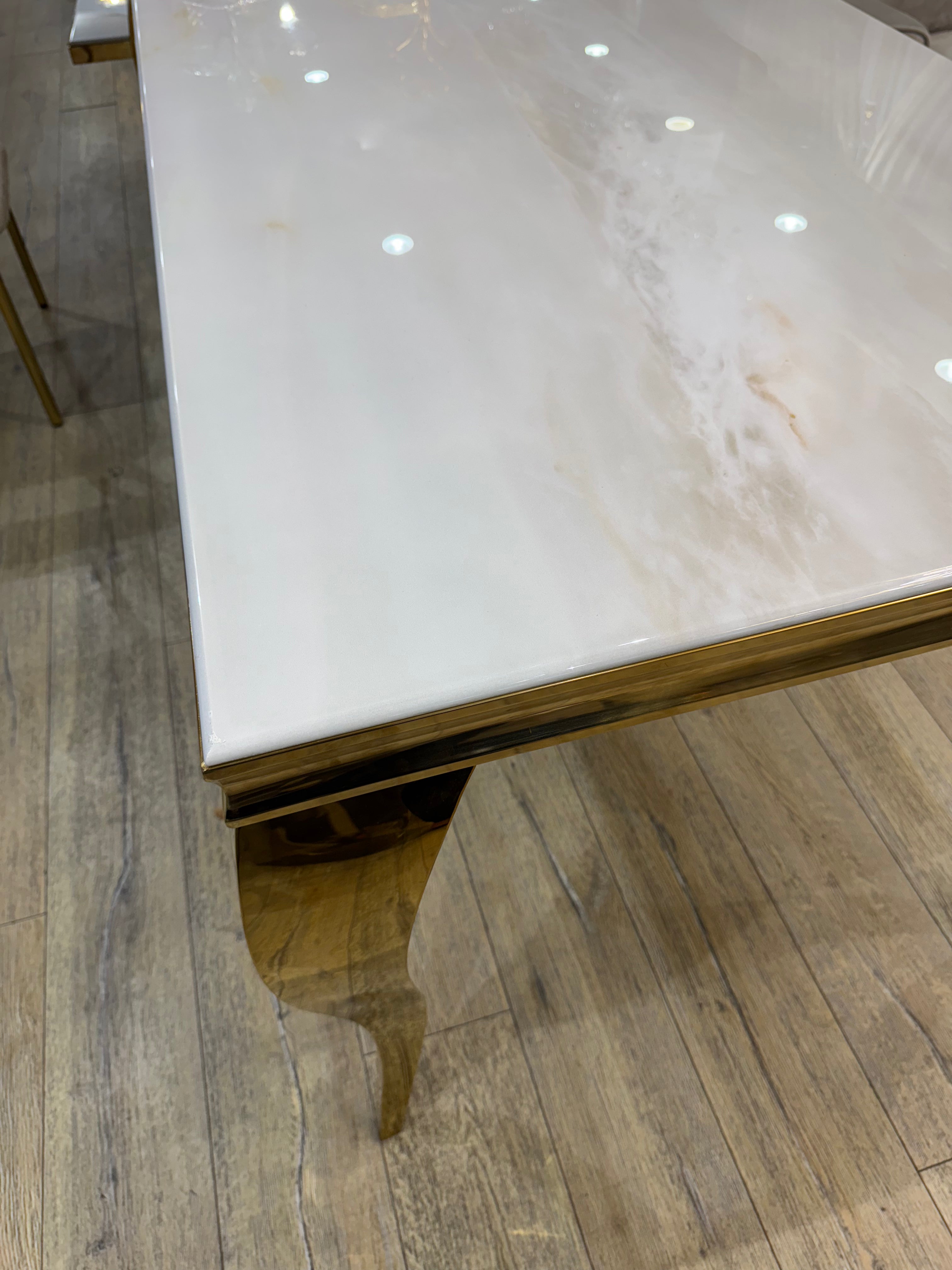 Milano Eettafel Marmer Look Goud Witte of Zilver Witte