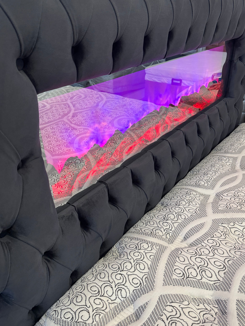 Boxspring 2 persoons De Novo bed metModel: hermes + sfeerhaard - Donker grijs