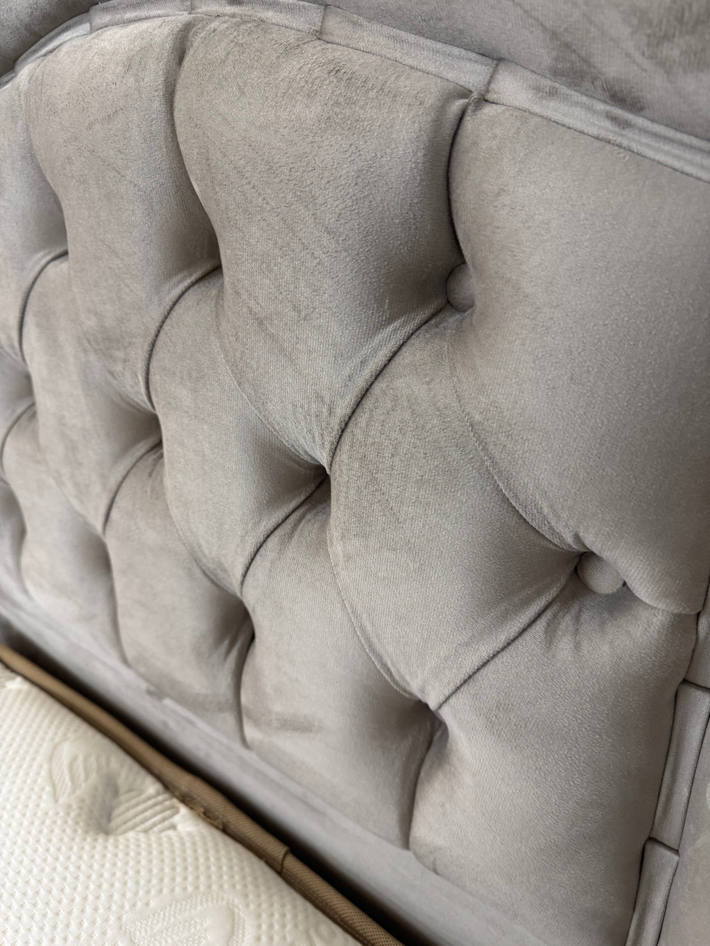 Boxspring De Novo 1 persoons bed beige